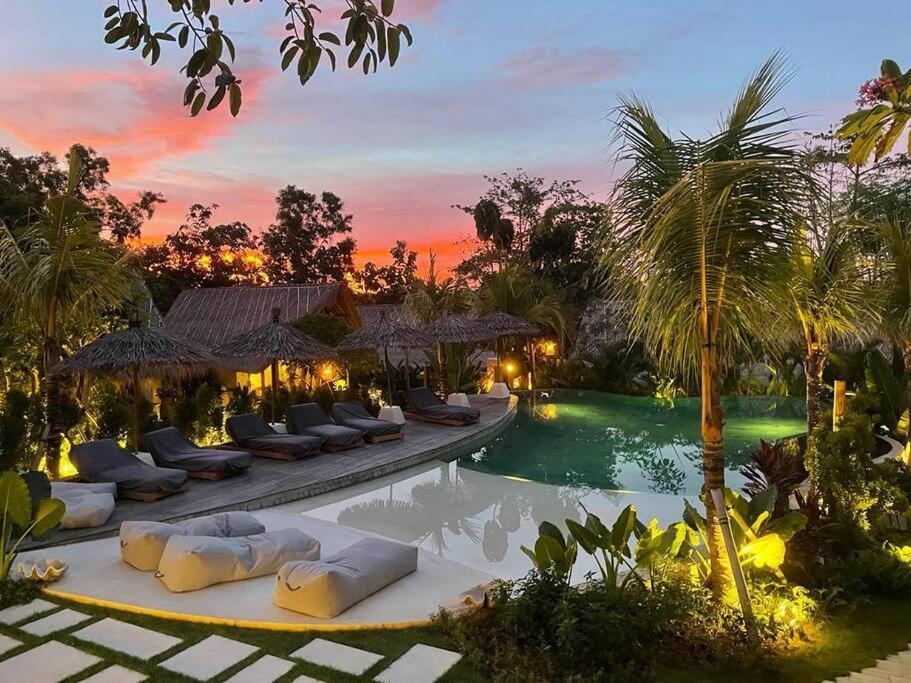 ホテル Gypsea Bali ウルワツ エクステリア 写真