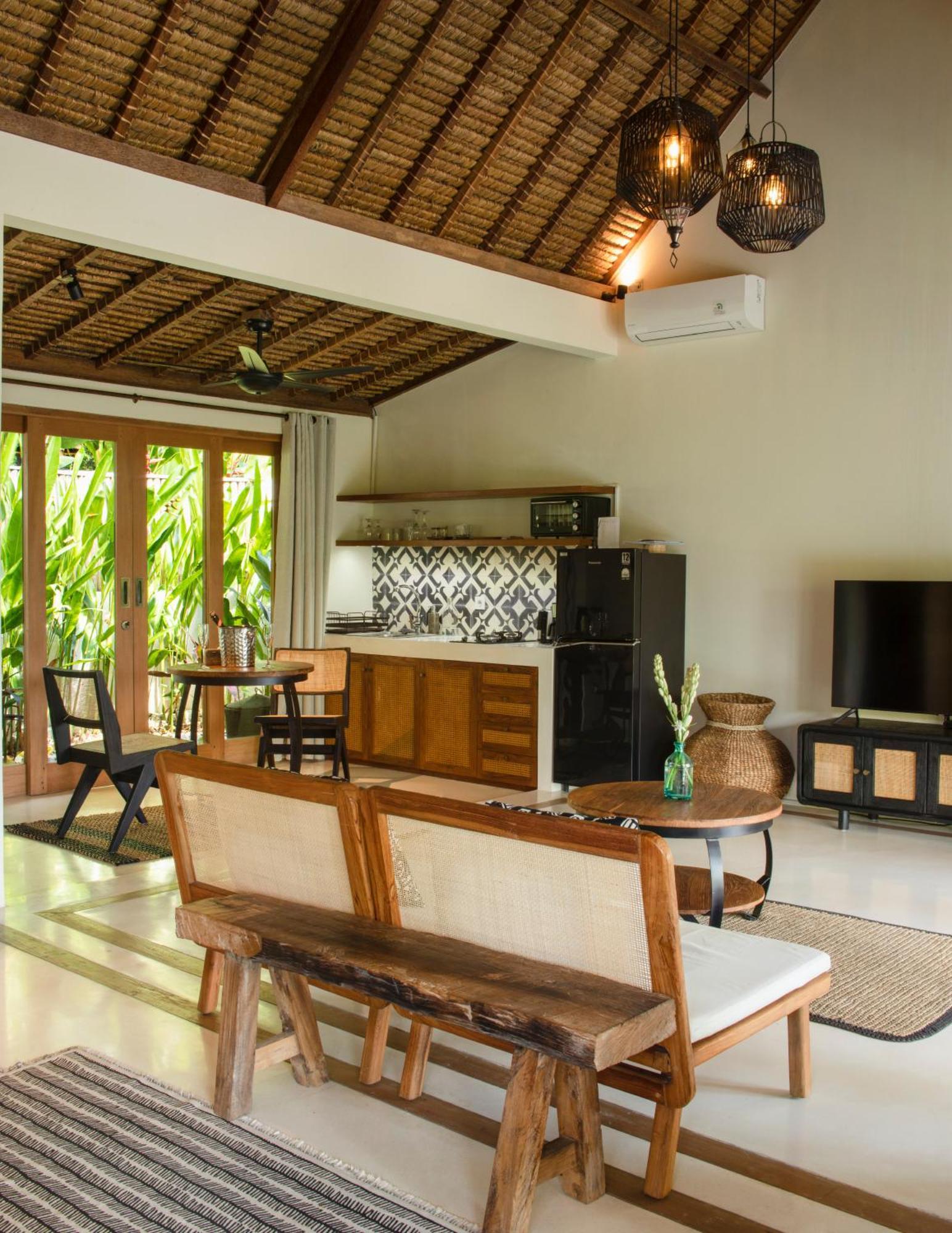 ホテル Gypsea Bali ウルワツ エクステリア 写真